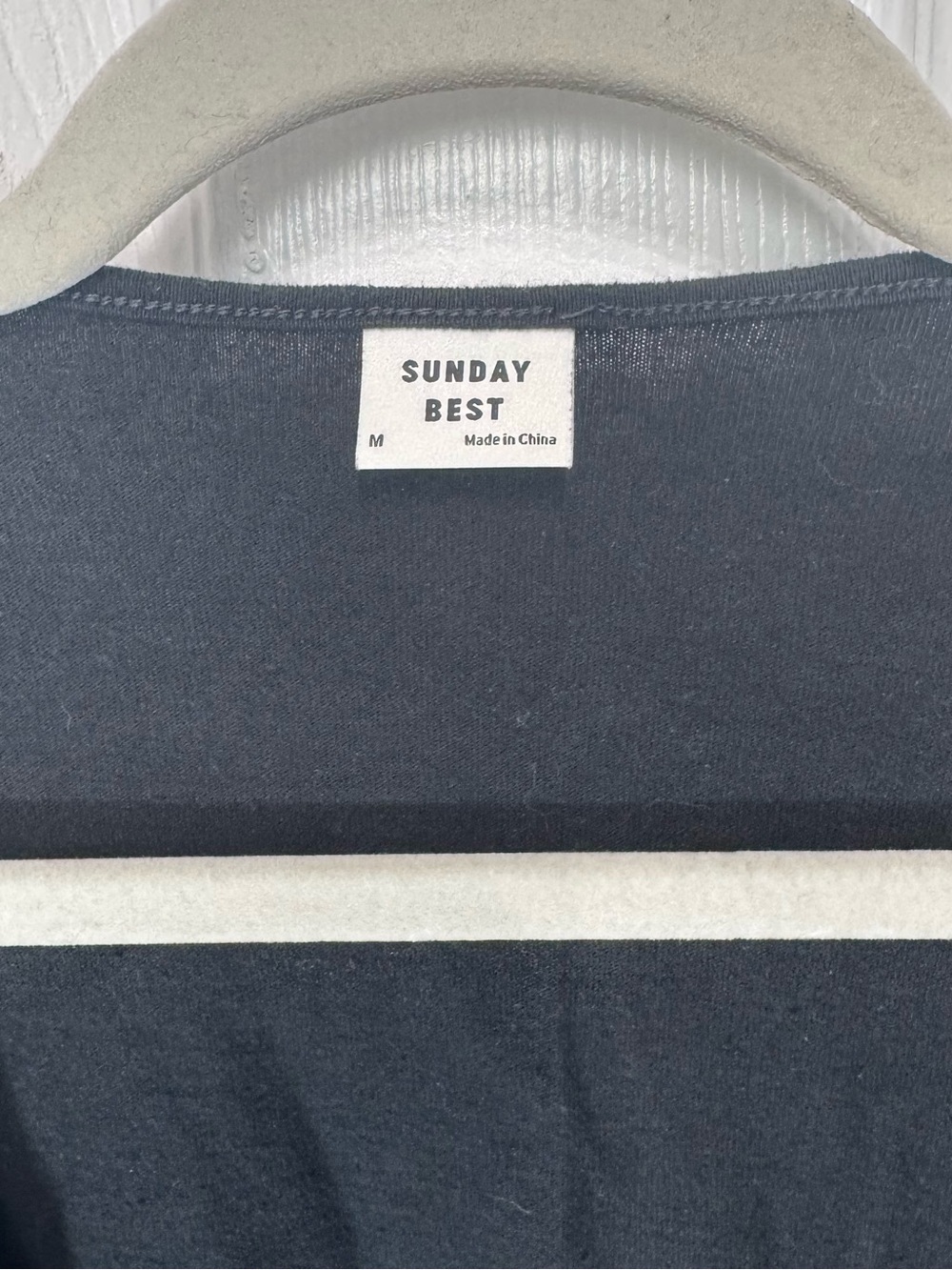 Aritzia Sunday Best Black Bambi Puff Sleeve Tie Front Crop Top Women’s Medium - Picture 3 of 11